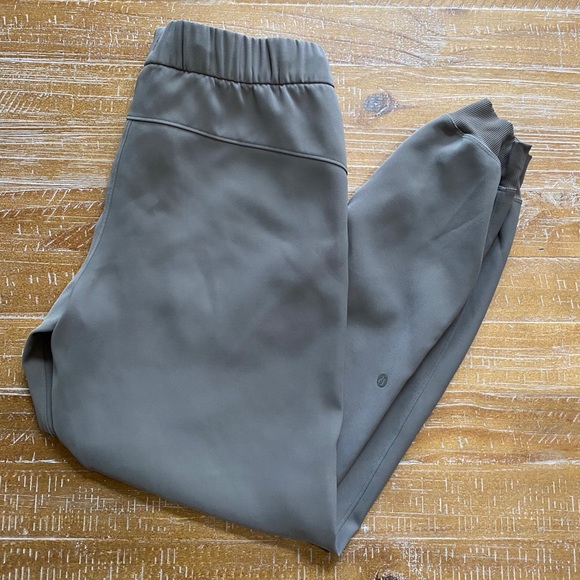 Lululemon Joggers - Picture 2 of 4